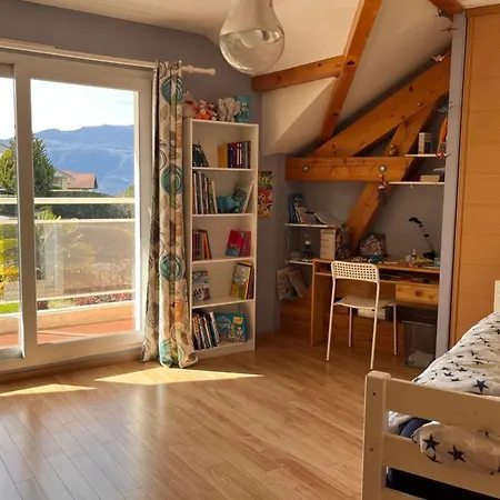 펜션 Maison Familiale Avec Piscine