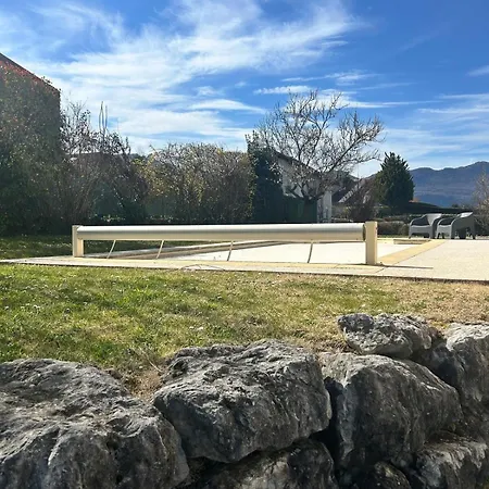 펜션 Maison Familiale Avec Piscine