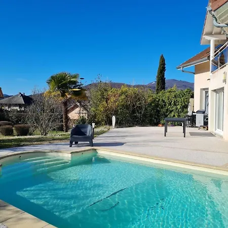 펜션 Maison Familiale Avec Piscine *